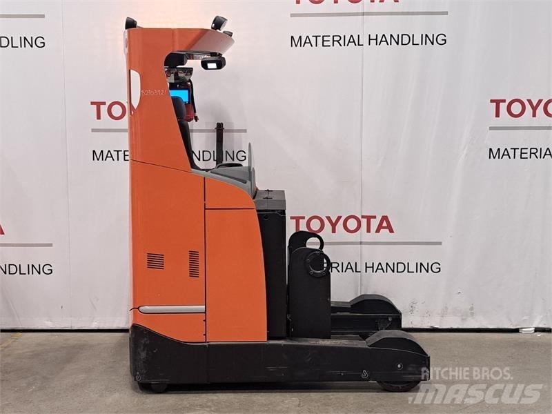 BT RRE200E Reachtruck voor hoog niveau