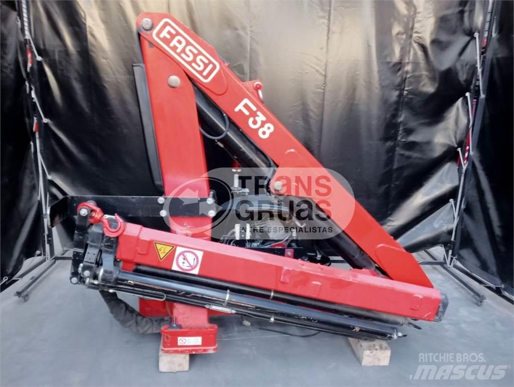 Fassi F38AF Laadkranen