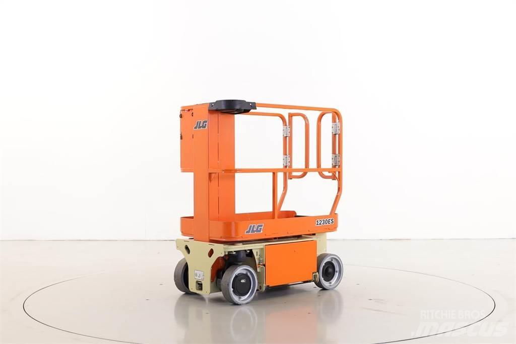 JLG 1230ES Personenliften en invalideliften