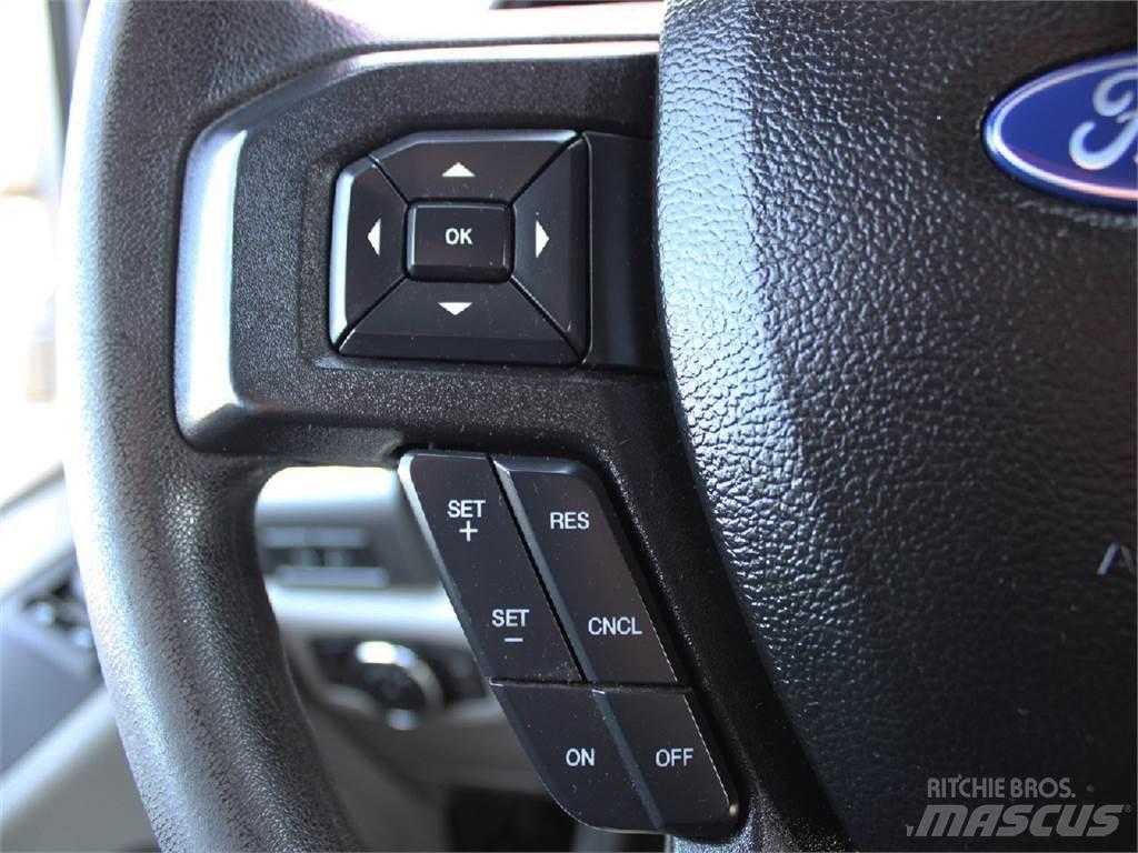 Ford F550 Vrachtwagen met containersysteem