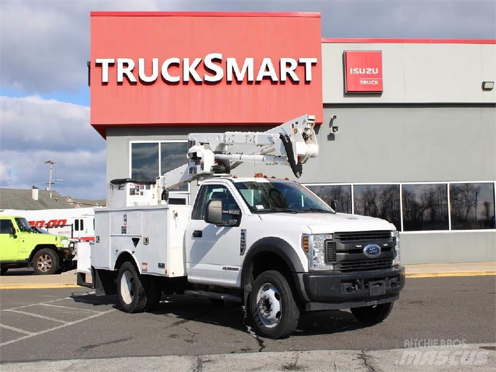 Ford F550 Auto hoogwerkers
