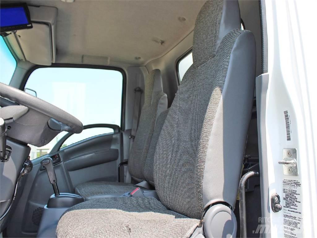 Isuzu NPR-HD Bakwagens met gesloten opbouw