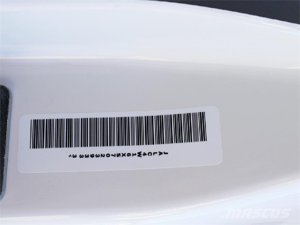 Isuzu NPR-HD Bakwagens met gesloten opbouw