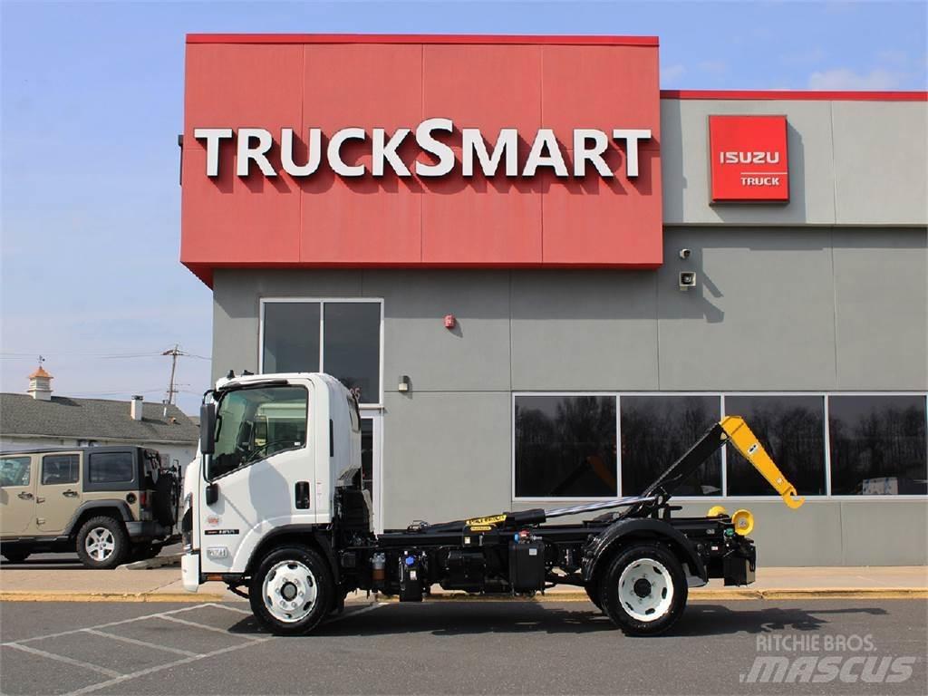 Isuzu NRR Vrachtwagen met containersysteem