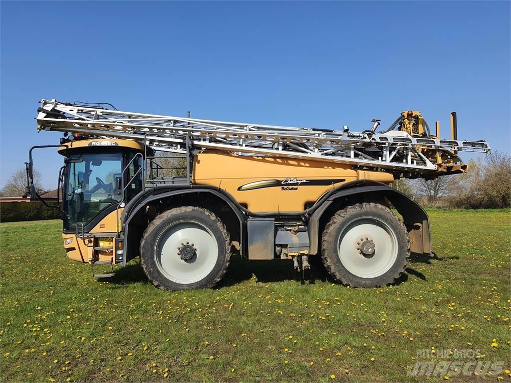 Challenger RG645C Getrokken spuitmachines