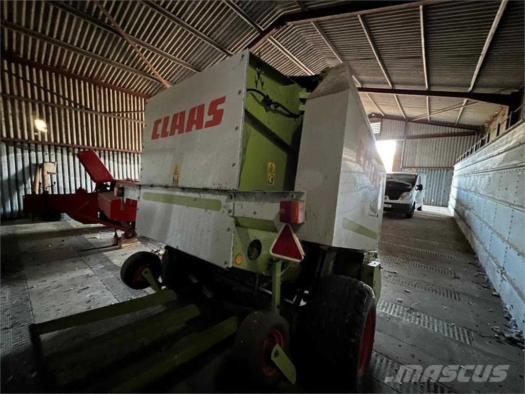 CLAAS VARIANT 260 Vierkante balenpers