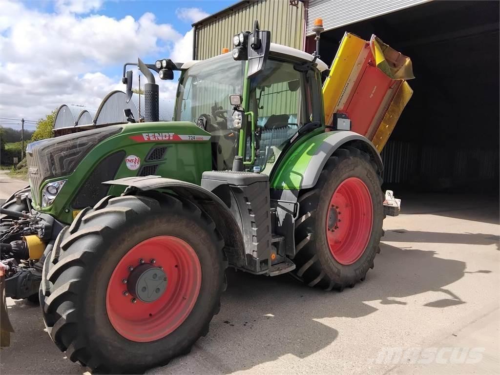 Fendt 724 Tractoren