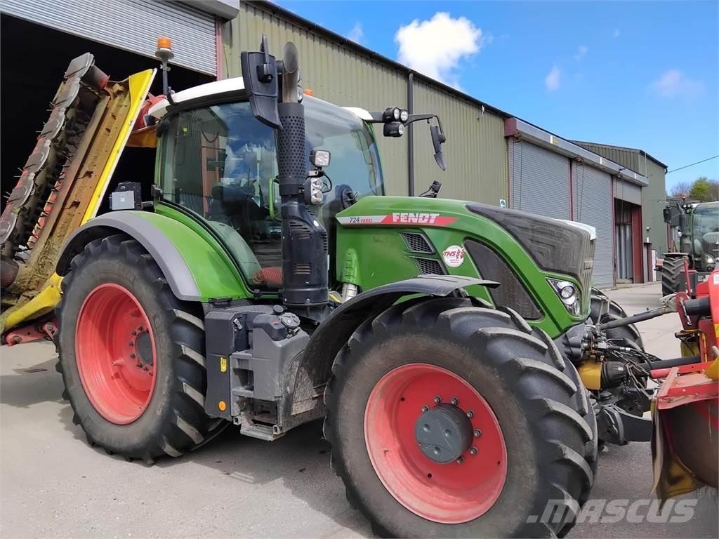 Fendt 724 Tractoren