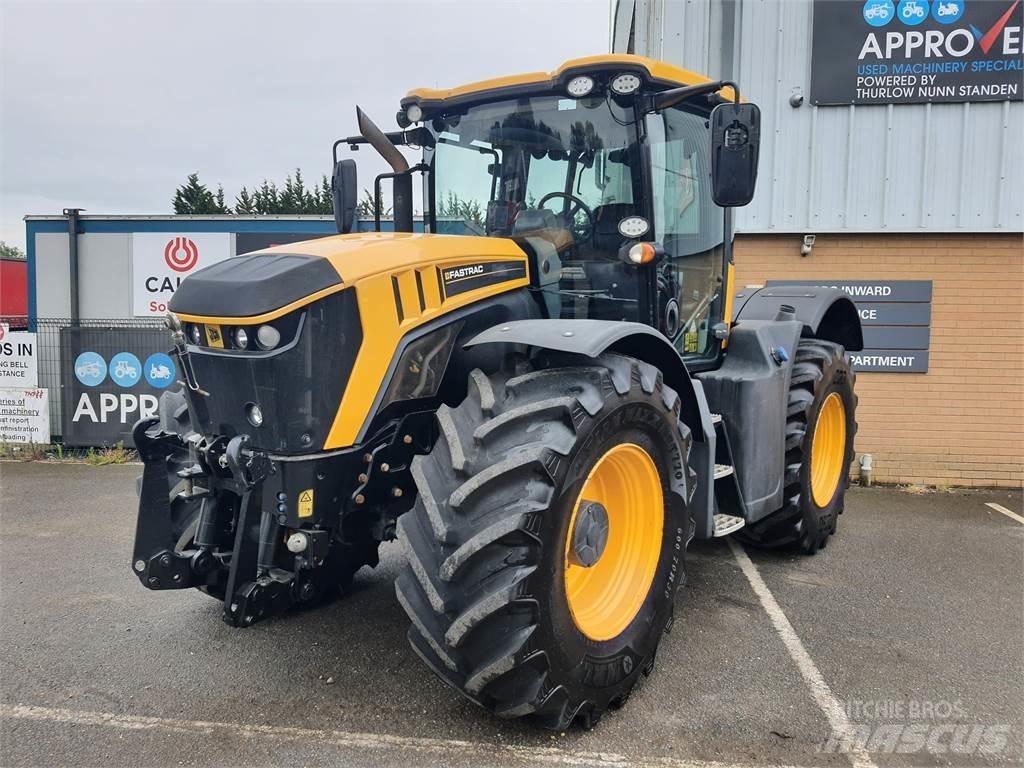 JCB 4220 Tractoren