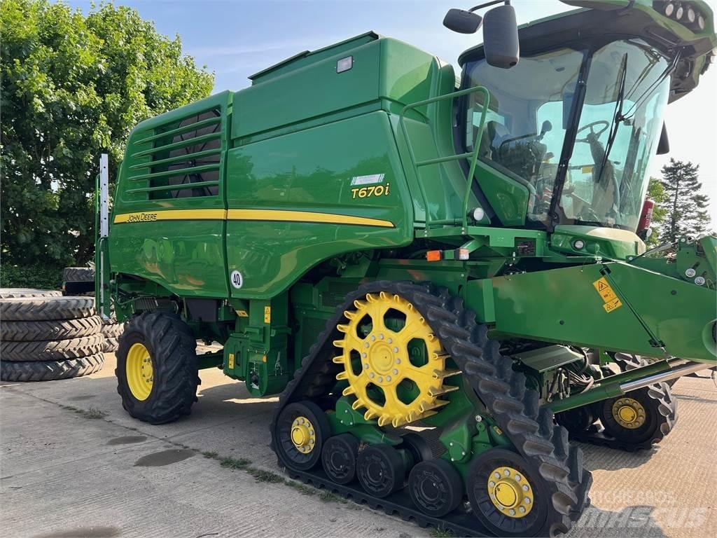 John Deere T670I Maaidorsmachines