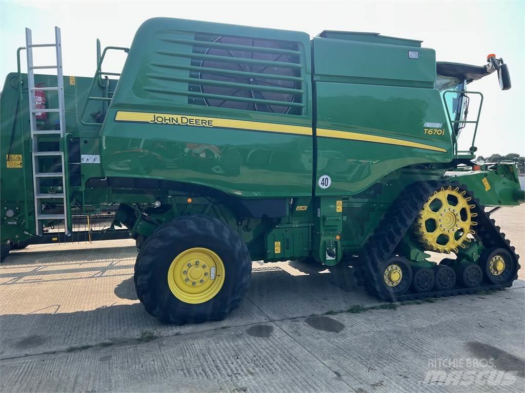 John Deere T670I Maaidorsmachines