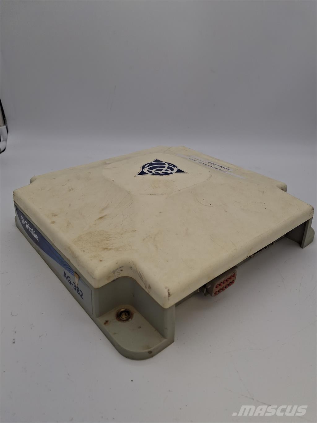 Trimble 382 CM GPS