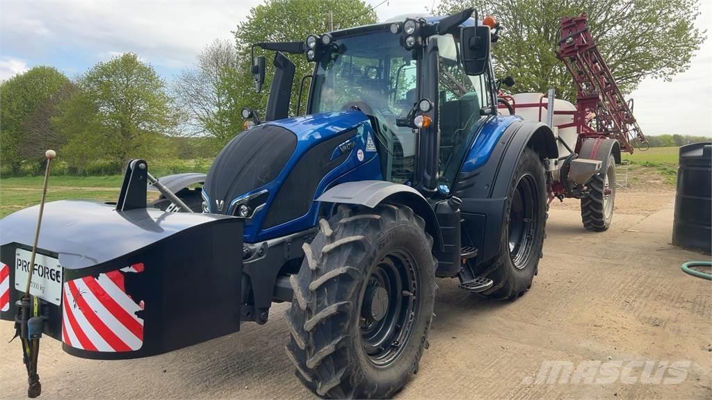 Valtra N155EV Tractoren