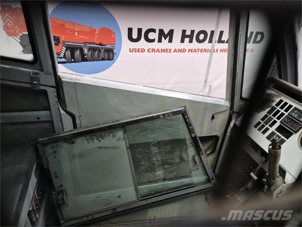  C.T.2 upper cabin Cabine en interieur