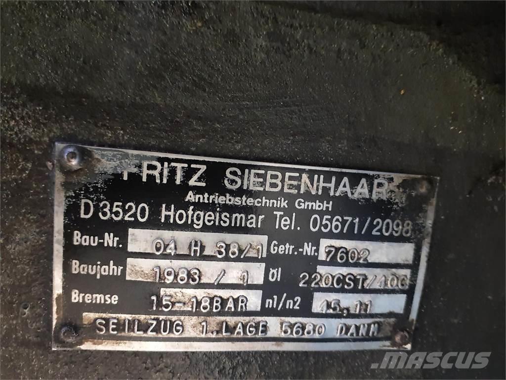 Krupp KMK 4070 winch Kranen onderdelen en gereedschap