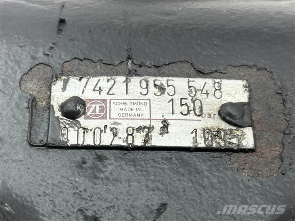  Steering box Kranen onderdelen en gereedschap