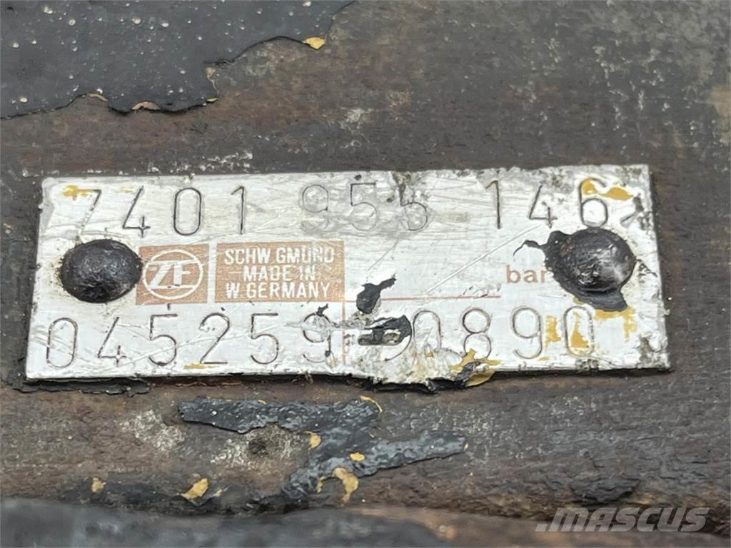  Steering box Kranen onderdelen en gereedschap
