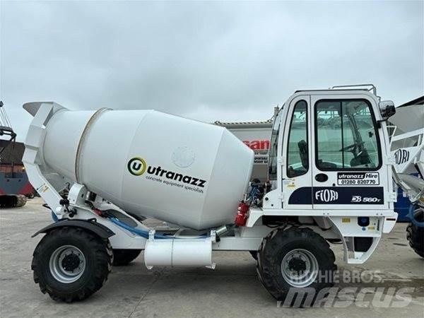 Fiori DB560T Betonmixers en pompen