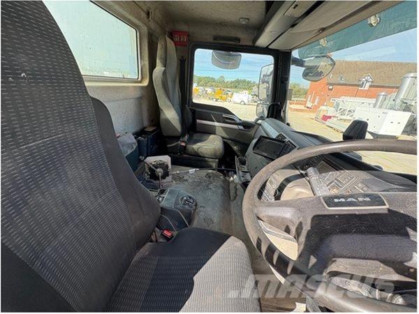 MAN McPHEE 4m3 Betonmixers en pompen