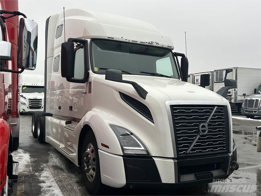 Volvo VNL760 Trekkers
