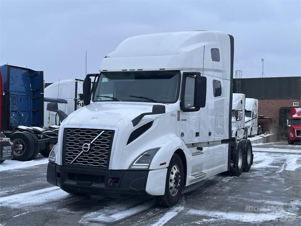 Volvo VNL760 Trekkers