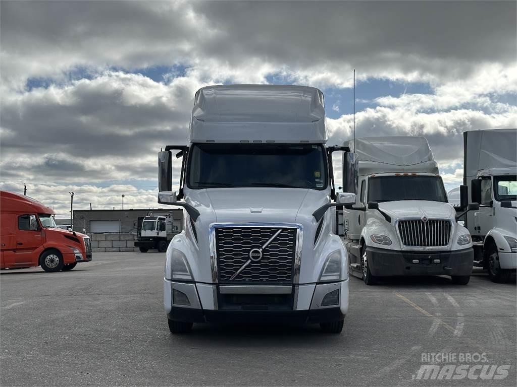 Volvo VNL760 Trekkers