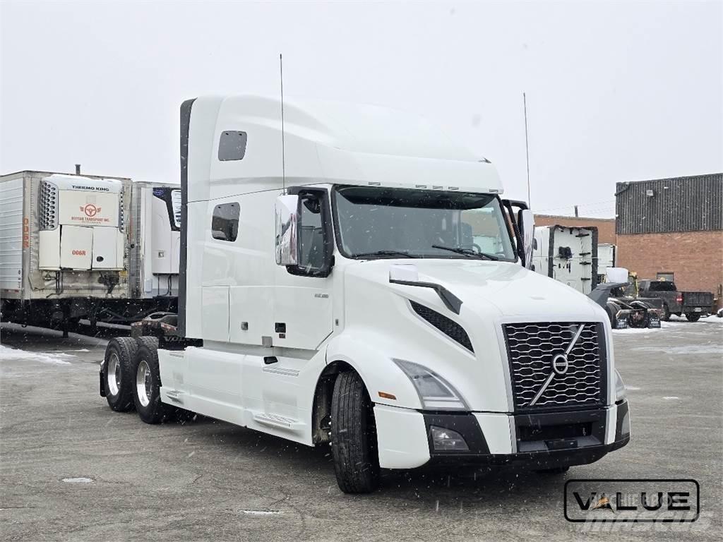 Volvo VNL760 Trekkers