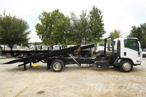 Isuzu NRR Sleepwagens