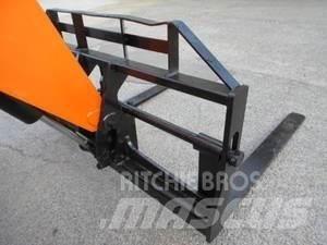 SkyTrak 8042 Bouw - Overige