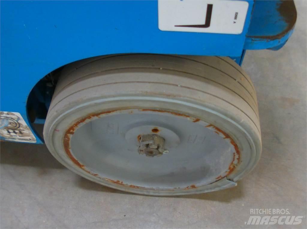 Genie GRC12 Personenliften en invalideliften