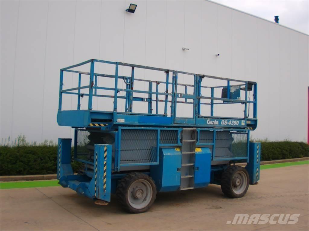 Genie GS4390RT Schaarhoogwerkers