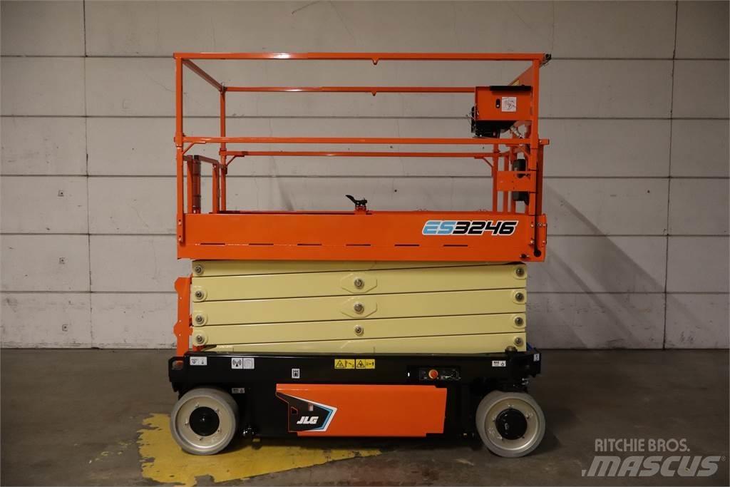 JLG 3246ES Schaarhoogwerkers