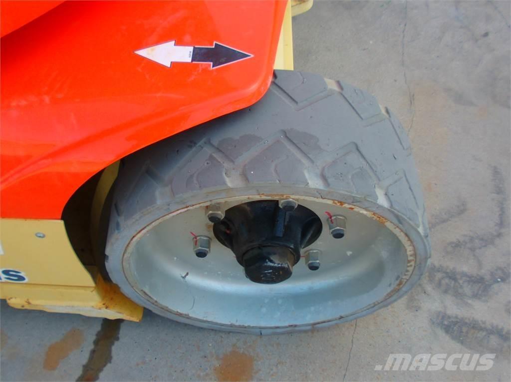 JLG Toucan 12E+ Personenliften en invalideliften