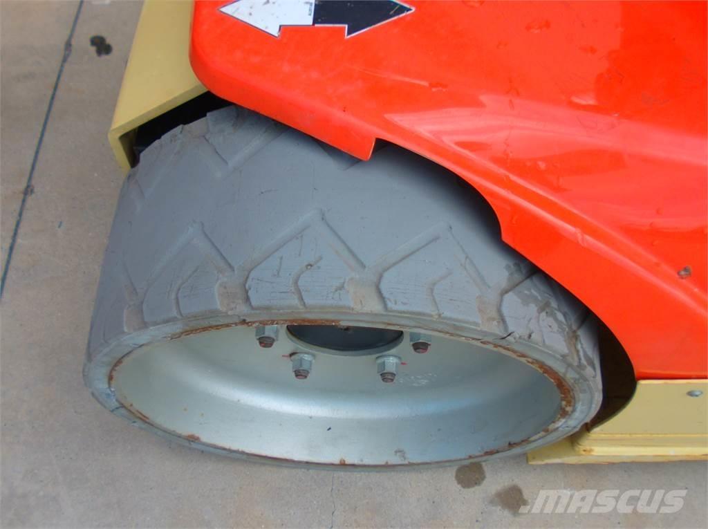 JLG Toucan 12E+ Personenliften en invalideliften