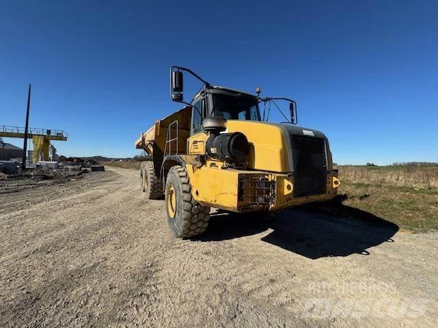 Bell B35D Knik dumptrucks