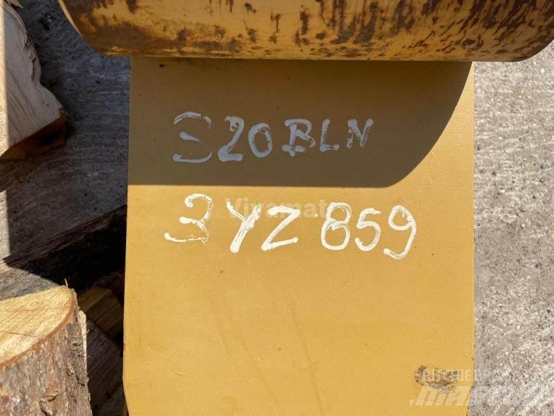 CAT 320 Gieken en dippers