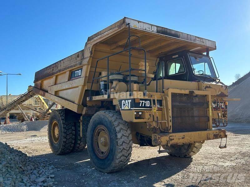 CAT 771D Starre dumptrucks
