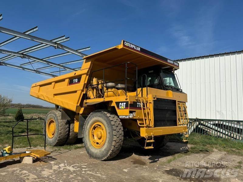 CAT 771D Starre dumptrucks