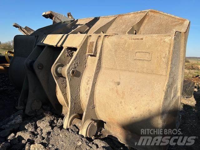 CAT 973D Bakken