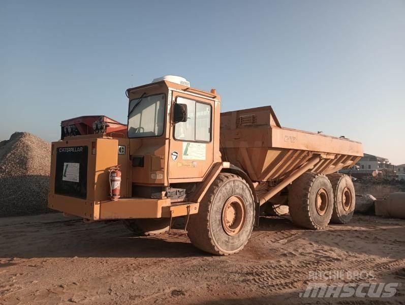 CAT D350C Knik dumptrucks