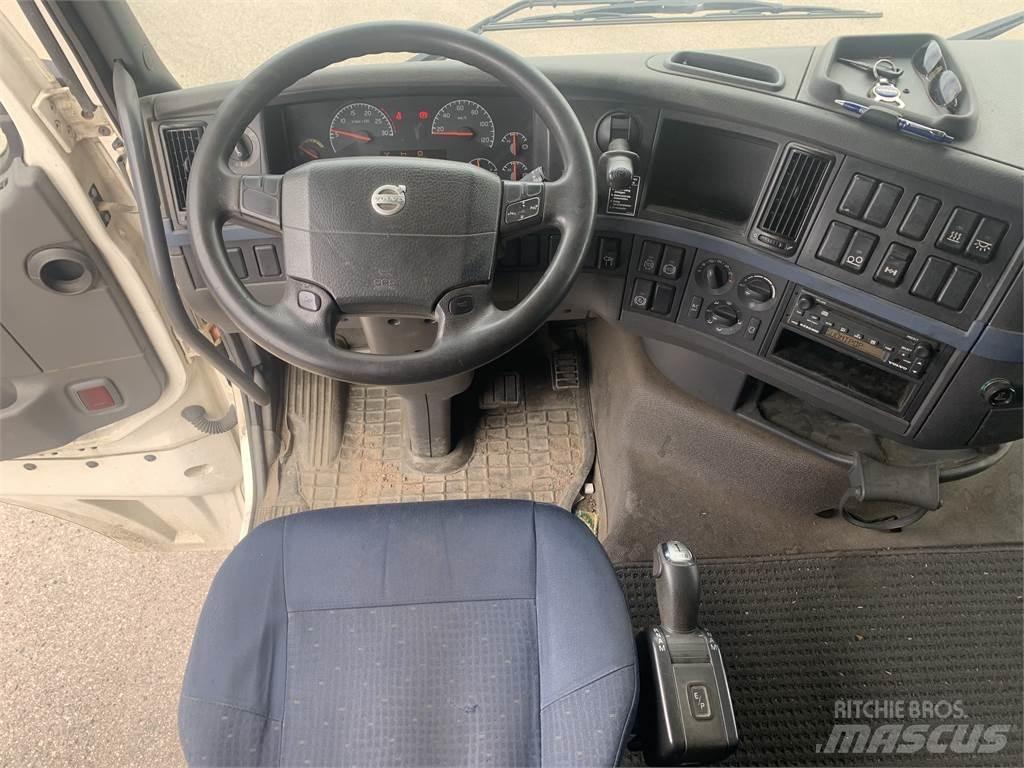 Volvo FH13 Chassis met cabine