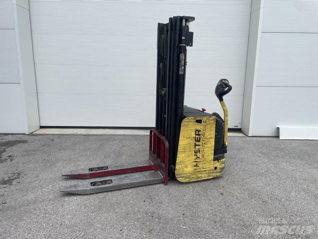 Hyster S1.6AC Stapelaar meeloop