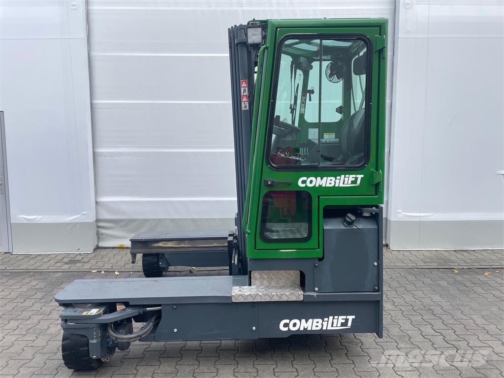 Combilift C4000 Zijlader
