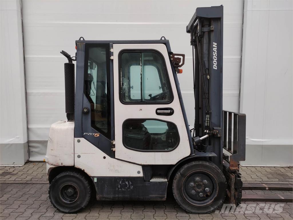 Doosan D25S-5 Diesel heftrucks