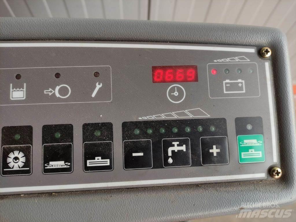 Hako B140R Veegmachines