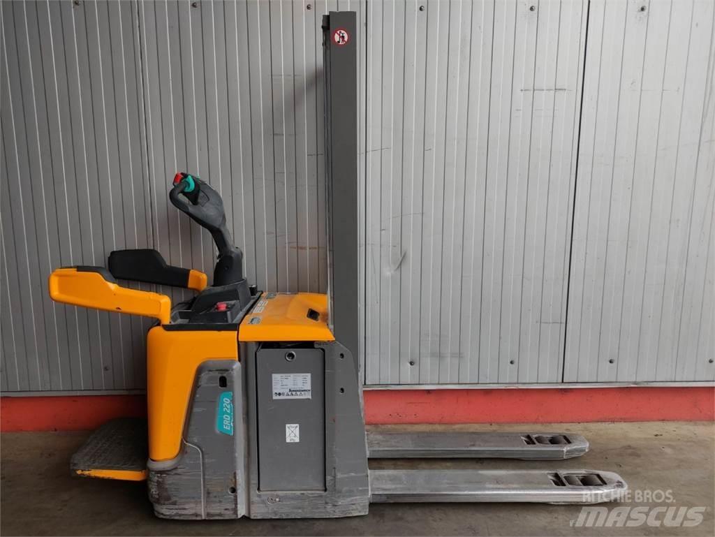 Jungheinrich ERD220 Stapelaar meeloop