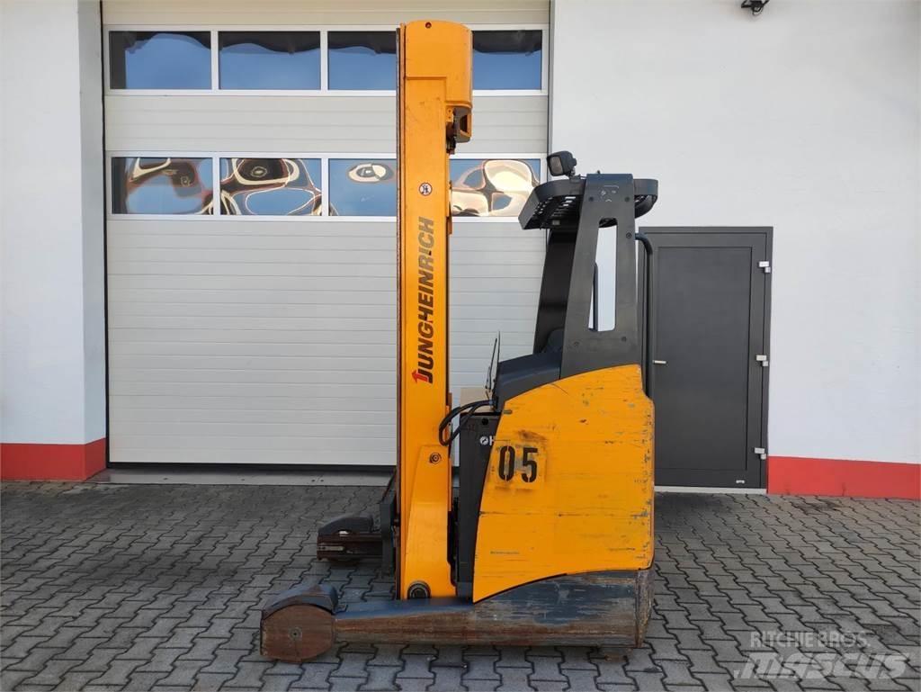 Jungheinrich ETV216 Reachtruck voor hoog niveau
