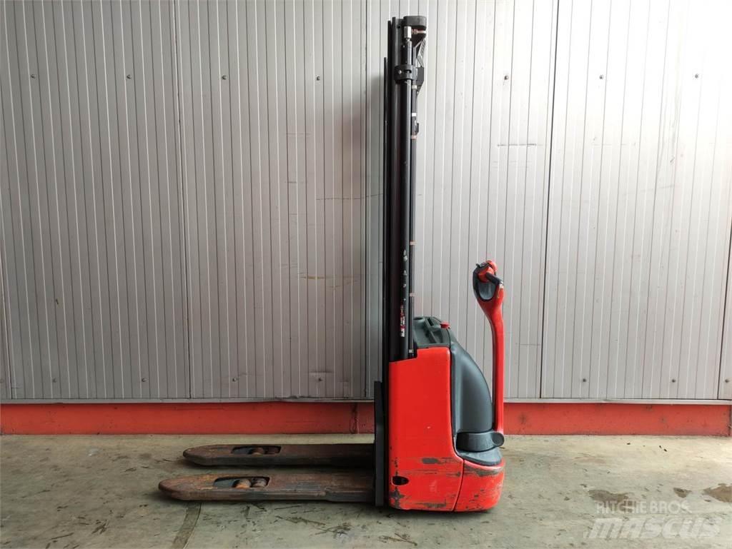 Linde L12 Stapelaar meeloop