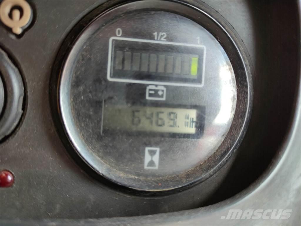 Linde L14-372 Stapelaar meeloop
