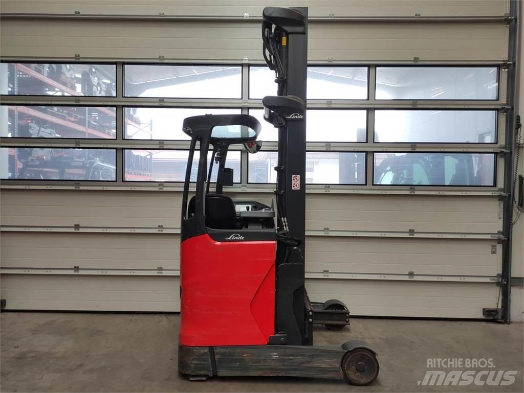 Linde R12B-01-1120 Reachtruck voor hoog niveau